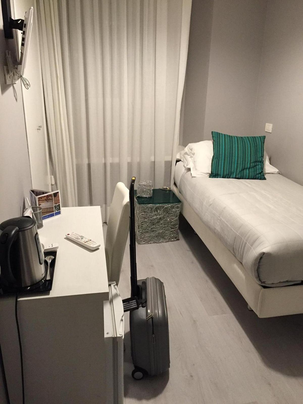 B-Cool (Adults Only) Bed & Breakfast โรม ภายนอก รูปภาพ